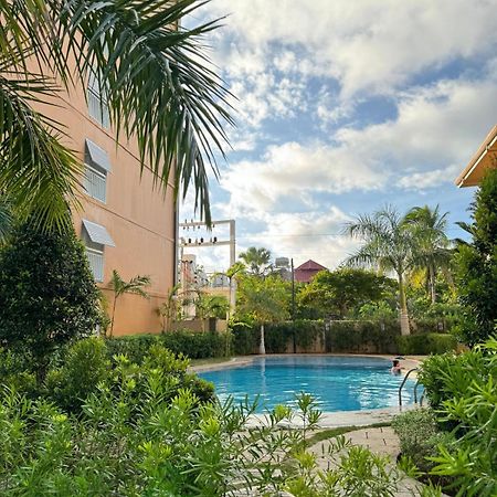 2 Bedroom And Studio Apartments With Private Pool And Gym In Vista Manors Verdant Puerto Princesa Exteriör bild