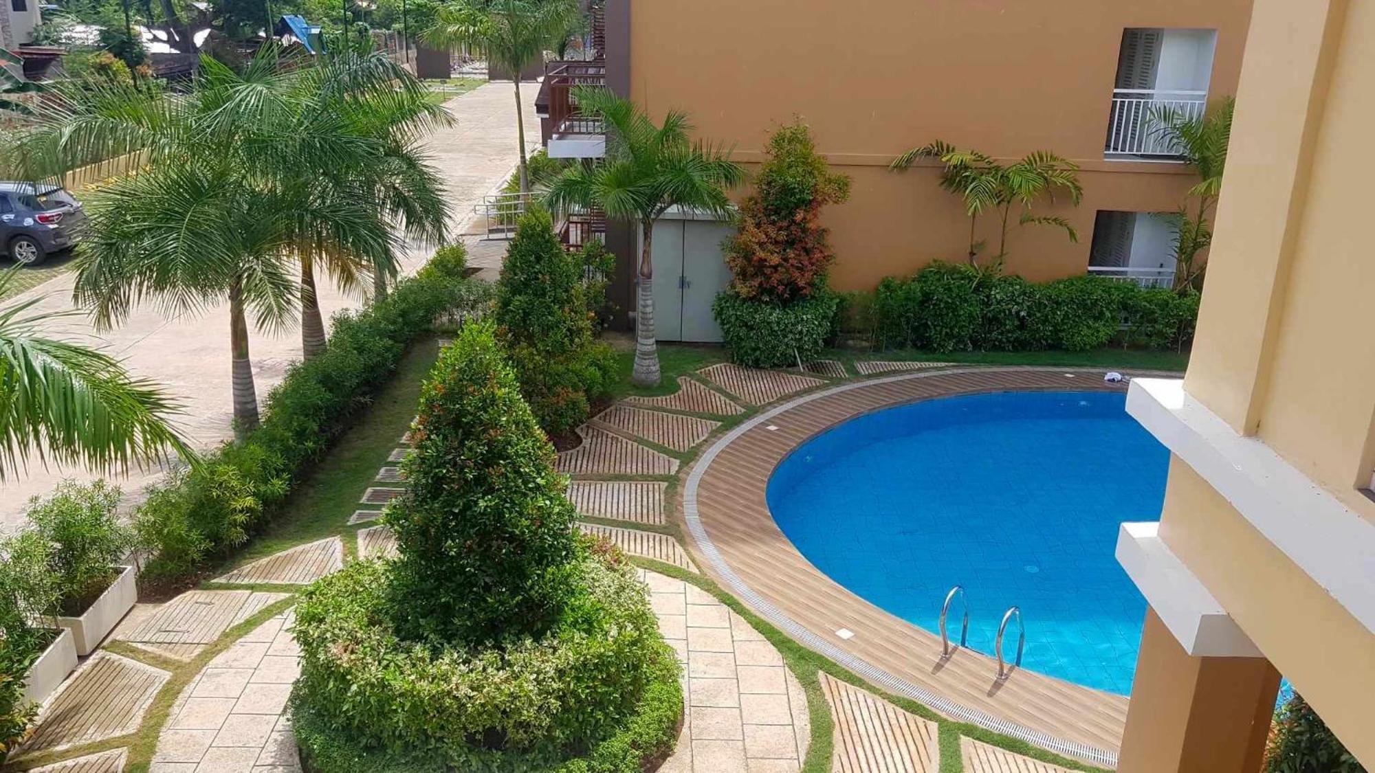2 Bedroom And Studio Apartments With Private Pool And Gym In Vista Manors Verdant Puerto Princesa Exteriör bild