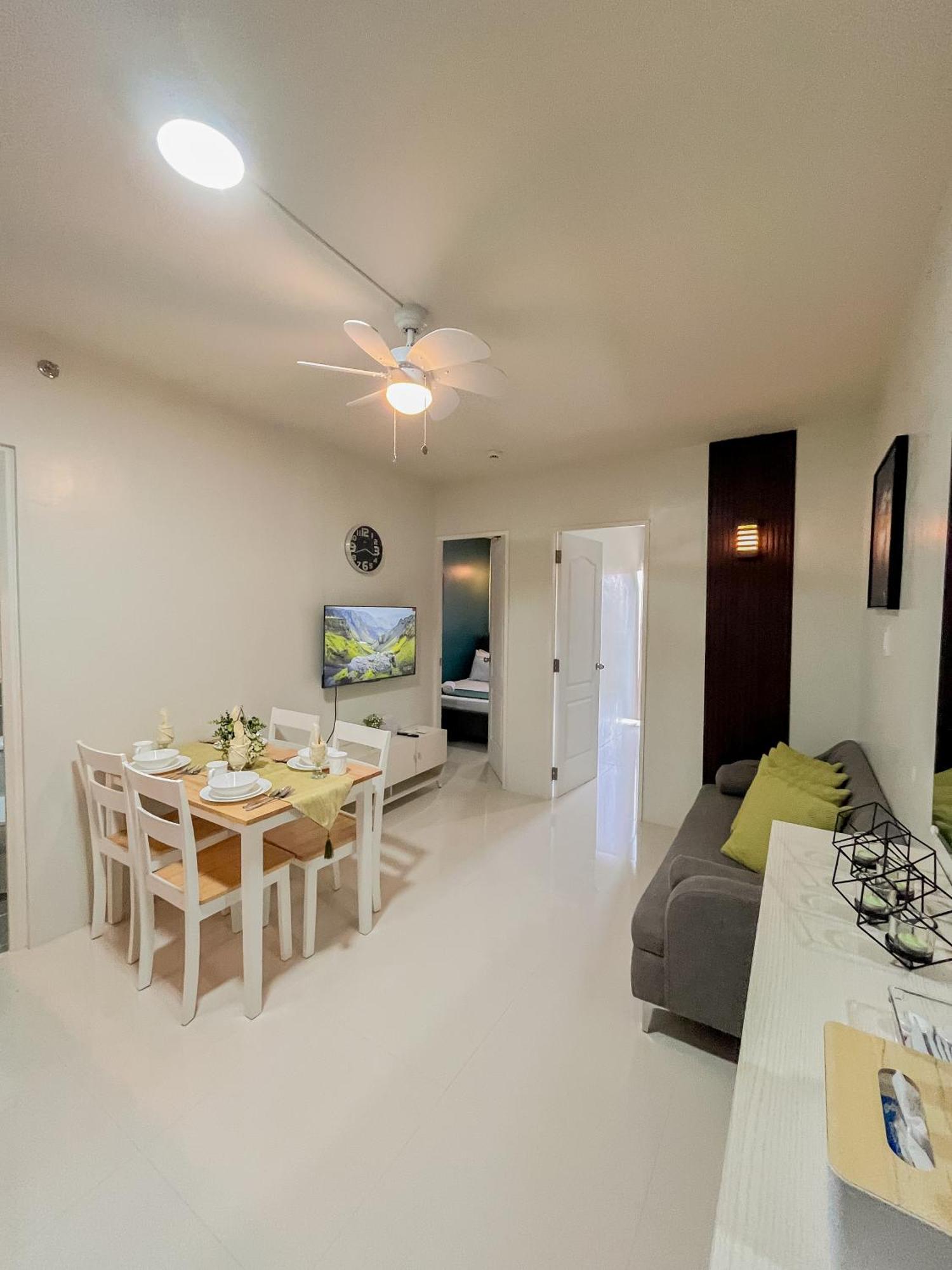 2 Bedroom And Studio Apartments With Private Pool And Gym In Vista Manors Verdant Puerto Princesa Exteriör bild