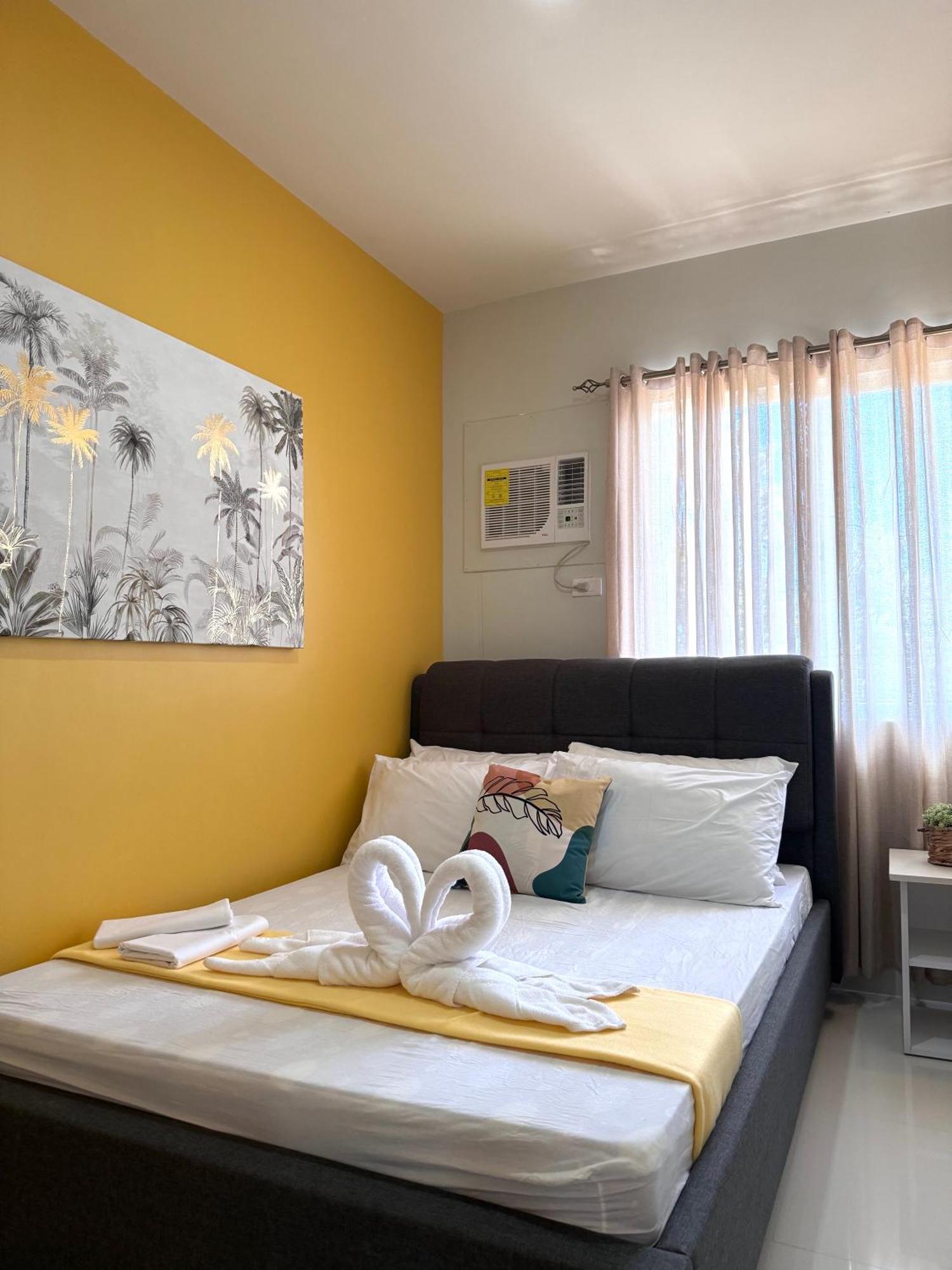 2 Bedroom And Studio Apartments With Private Pool And Gym In Vista Manors Verdant Puerto Princesa Exteriör bild